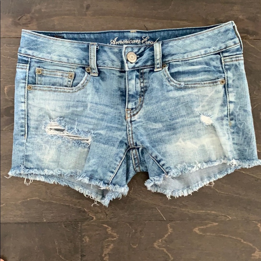 American Eagle Shorty Short